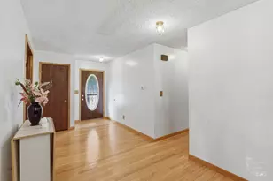 705 E Rosewood St, Watseka, IL 60970 - Photo 14