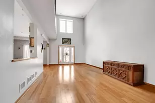 1543 W 122nd St, Chicago, IL 60643 - Photo 2
