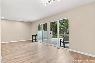 1403 Dairy Lane, Mundelein, IL 60060 - Photo 12