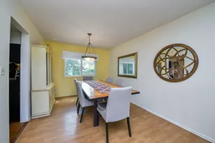 1521 Hillcrest Ct, Lombard, IL 60148 - Photo 4