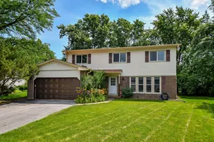 1521 Hillcrest Ct, Lombard, IL 60148 - Photo 1