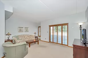 19806 Wolf Rd, Mokena, IL 60448 - Photo 2