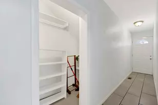 465 W 27th St, Chicago, IL 60616 - Photo 2
