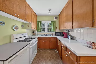 921 Wheeler Street, Woodstock, IL 60098 - Photo 8