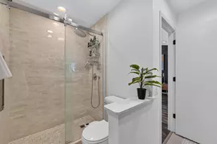 405 Locksley Dr, Streamwood, IL 60107 - Photo 20