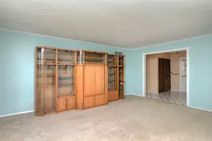 190 Appleby Dr, Glendale Heights, IL 60139 - Photo 8
