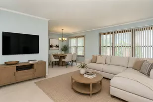 190 Appleby Dr, Glendale Heights, IL 60139 - Photo 6