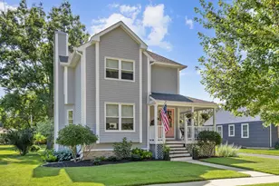 619 S 3rd St, Dundee, IL 60118 - Photo 2