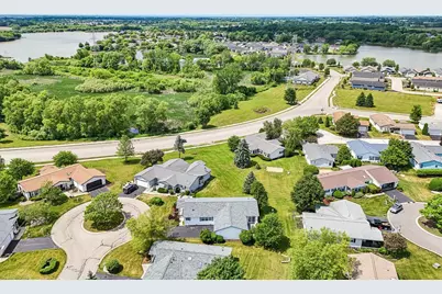 335 Belmont Court, Grayslake, IL 60030 - Photo 36