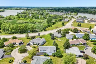 335 Belmont Ct, Grayslake, IL 60030 - Photo 36