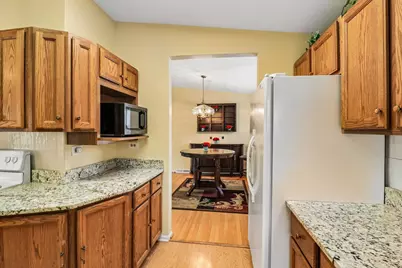 335 Belmont Court, Grayslake, IL 60030 - Photo 10