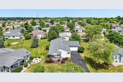 335 Belmont Court, Grayslake, IL 60030 - Photo 32