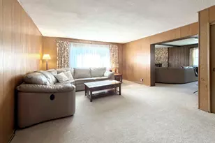 2022 E Woodview Dr, Mount Prospect, IL 60056 - Photo 20