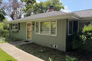 37360 N Hillside Dr, Lake Villa, IL 60046 - Photo 2