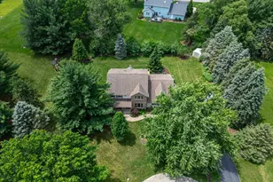 12784 Bridgeport Ln, Roscoe, IL 61073 - Photo 4