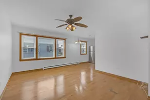 9449 Kelvin Ln, Schiller Park, IL 60176 - Photo 2