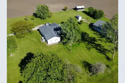 10078 State Route 9, Hoopeston, IL 60942 - Photo 1