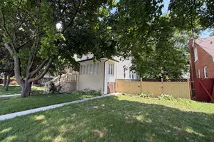 209 S 19th Ave, Maywood, IL 60153 - Photo 4