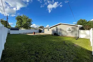 9 Hilltop Dr, Streator, IL 61364 - Photo 6