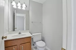 15805 Peggy Ln, Oak Forest, IL 60452 - Photo 10