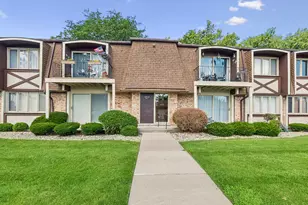 12750 Carriage Ln, Crestwood, IL 60418 - Photo 1