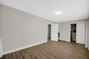 1105 W 123rd St, Calumet Park, IL 60827 - Photo 12