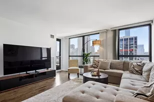 1030 N State St, Chicago, IL 60610 - Photo 4