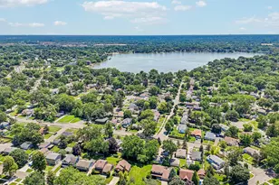 219 Woodlawn Dr, Mundelein, IL 60060 - Photo 36