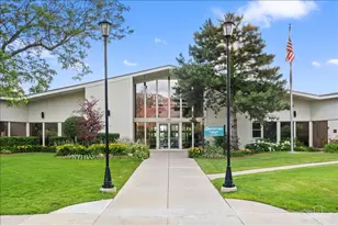 3700 Capri Ct, Glenview, IL 60025 - Photo 30