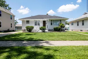359 S Cleveland Ave, Bradley, IL 60915 - Photo 1