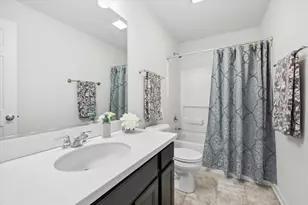 246 Wildmeadow Ln, Woodstock, IL 60098 - Photo 12