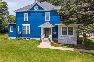 615 N Chicago St, Pontiac, IL 61764 - Photo 2