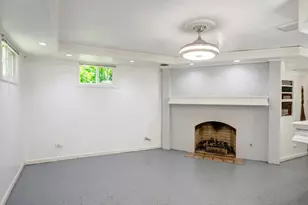 1113 Douglas Ct, Waukegan, IL 60085 - Photo 14