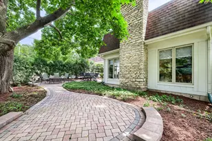 718 N 2nd Ave, Saint Charles, IL 60174 - Photo 28