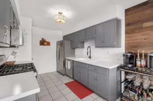 1042 Schoolgate Rd, New Lenox, IL 60451 - Photo 6