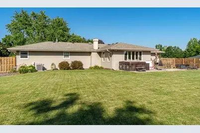 3853 Thistledown Court, Cherry Valley, IL 61016 - Photo 4