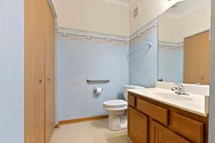 801 N McLean Blvd, Elgin, IL 60123 - Photo 10