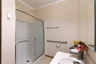 801 N McLean Blvd, Elgin, IL 60123 - Photo 12