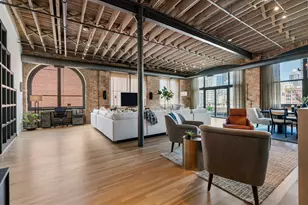 420 W Grand Ave, Chicago, IL 60654 - Photo 12