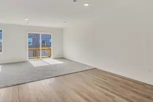 2724 Arrowhead Dr, Pingree Grove, IL 60140 - Photo 12