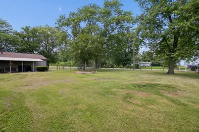 5472 E 2000N Road, Kankakee, IL 60901 - Photo 6