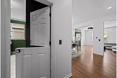 219 Elm Avenue, Mundelein, IL 60060 - Photo 28