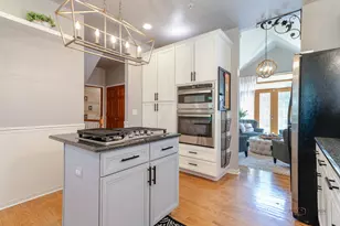 38 Lakebreeze Ct, Lake Zurich, IL 60047 - Photo 6