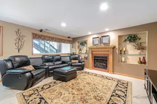 38 Lakebreeze Ct, Lake Zurich, IL 60047 - Photo 28