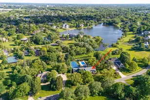 1685 Clover Dr, Inverness, IL 60067 - Photo 4