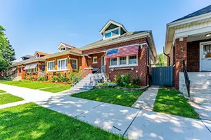 5933 S Sacramento Ave, Chicago, IL 60629 - Photo 2