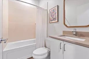 1410 W Huron St, Chicago, IL 60642 - Photo 22