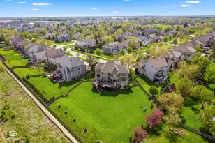 5915 Rosinweed Ln, Naperville, IL 60564 - Photo 2
