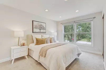 223 W Tanglewood Drive, Arlington Heights, IL 60004 - Photo 12
