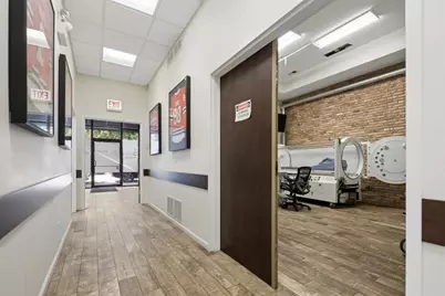 2219 W Belmont Avenue, Chicago, IL 60618 - Photo 10